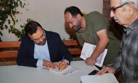  إطلاق ديوان "لن يصدّق أحد أنّني جثّة" للشاعر إيهاب بسيسو