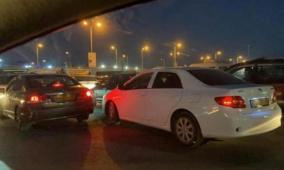 الاحتلال يحتجز مئات المركبات على حاجز بيت إكسا