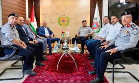 اتحاد الصناعات الغذائية والزراعية الفلسطينية يبحث مع الدفاع المدني سبل تعزيز سلامة المنشآت الصناعية الغذائية وحماية القطاع الإنتاجي