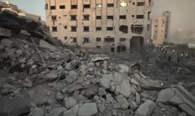 جرحى جراء تدمير طائرات الاحتلال مسجدًا بمدينة غزة