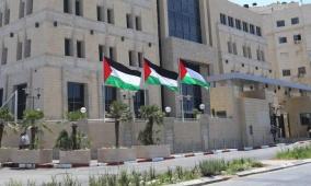 خبير اقتصادي يكشف لـ"راية" تداعيات وقف العلاقات المصرفية مع إسرائيل
