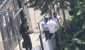 عضو الكنيست المتطرف سوكوت يقتحم مدرسة في مخيم شعفاط بالقدس المحتلة