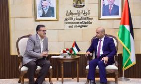 وزارة الزراعة تباشر خطواتها الأولى نحو إنشاء مركز للتعبئة والتغليف والتخزين الزراعي في أريحا