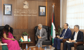 برهم يلتقي ممثلة الهند لدى فلسطين لبحث واقع التعليم وآفاق التعاون المشترك