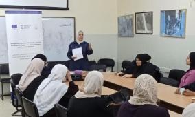ورشة في مخيم بلاطة حول المشاركة المجتمعية والقيادة النسوية ودورها في تعزيز التغيير المجتمعي