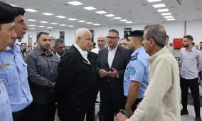 وزير الداخلية يتفقد محافظة أريحا والأغوار واستراحة المسافرين في معبر الكرامة