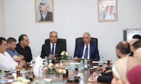 بمشاركة مدراء المديريات والتسجيل.. سلطة الأراضي تبحث تطوير آليات العمل وتخفيف الإجراءات على المواطنين