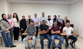 25 خريجاً وخريجة يختتمون تدريبهم ضمن برنامج "مسارات إعلامية"