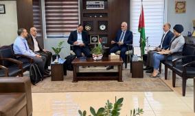 وزير الزراعة يبحث مع وفد من الإغاثة الكاثوليكية دعم المزارعين وتعزيز الأمن الغذائي