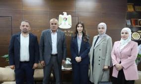 تعزيز صمود المواطنين يبدأ بفرص العمل.. وزارة العمل تبحث أولويات التنمية الاقتصادية في صوريف