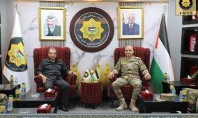 هيئة التدريب العسكري تستضيف اللواء توفيق الطيراوي مقدما محاضرة حول العلاقة بين القيادة السياسية والقيادة الأمنية
