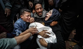 استشهاد 351 طفلا بغزة منذ بدء وقف إطلاق النار
