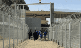 الاحتلال يعتقل ثلاثة مواطنين من غزة عبر معبر رفح
