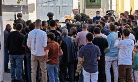 أهال من الخليل يطالبون بالعودة إلى منازلهم إثر عدوان الاحتلال