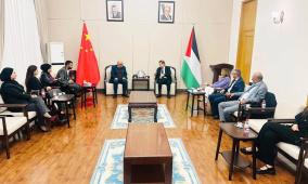 السفير عواد يستقبل عدداً من الوفود الفلسطينية ويؤكد أهمية الشراكة مع الصين