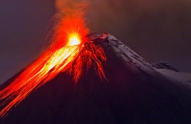 بالفيديو: أكبر بركان في العالم يثور لأول مرة منذ 38 عاما