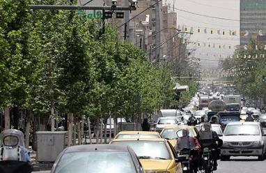 إيران تفكك خلية مسلحة مرتبطة بإسرائيل
