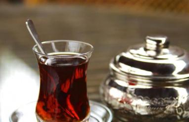 إذا كنت ممن يحرصون على شرب الشاي في السحور فهذه الدراسة الصحية موجهة لك