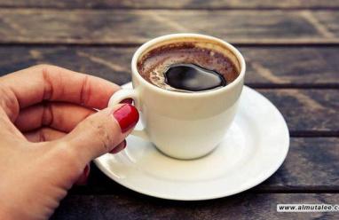 طبيبة توضح فوائد وأضرار القهوة الصباحية