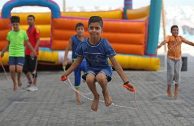 خاص | مهندس سلامة يضع خارطة طريق لـ"صيف آمن" للأطفال واليافعين