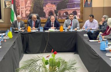 اتحاد الصناعات الغذائية ينفذ ورشة عمل متخصصة ضمن مشروع "الوظائف الخضراء وفرص الدخل المستدام للشابات والشباب الفلسطينيين في قطاع الأعمال الزراعية والأغذية"