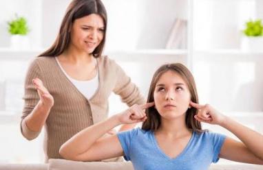 خاص| المراهقة بين الحدود والتمرد: كيف يحافظ الأهل على احترام أبنائهم؟