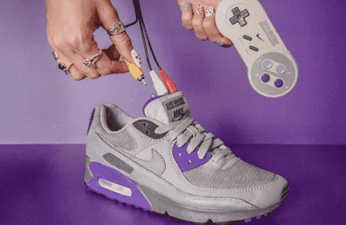 مصمم سنغافوري يحول حذاء "نايك" إلى جهاز ألعاب كامل