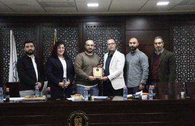 ورشة عمل في الكلية العصرية الجامعية حول التسويق الرقمي والتجارة الإلكترونية