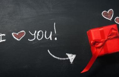 كلمات حب عيد الحب للمخطوبين والعشاق الجدد 2026