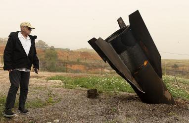 دفعات صاروخية متتالية من إيران نحو شمالي إسرائيل وغارات على طهران