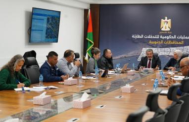 وكيل الحكم المحلي يترأس اجتماعًا لدراسة طلبات رفع الحماية عن الأراضي