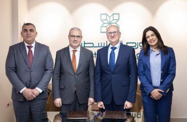 بورصة فلسطين ومعهد أبحاث السياسات الاقتصادية "ماس" يوقعان مذكرة تفاهم