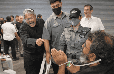 فرنسا وإيطاليا تحتجان على اعتداء إسرائيل بحق نشطاء أسطول الصمود