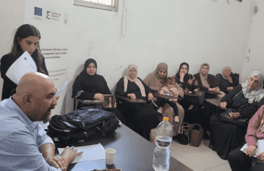 ورشة توعوية في حوارة حول الحق في التجمع السلمي وتأسيس الجمعيات بمشاركة 29 سيدة