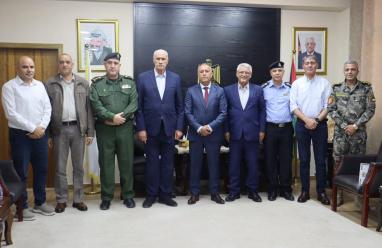 محافظ جنين يستقبل مساعد القائد الأعلى لقوى الأمن الفريق الحاج إسماعيل جبر
