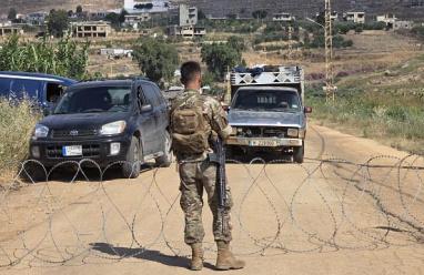 غارات إسرائيلية على لبنان وحزب الله يتوعد بالرد
