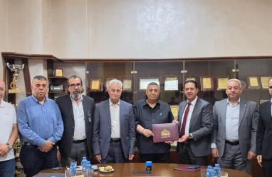 "فلسطين الأهلية" توقع اتفاقية لدعم 100 طالب مقدسي مع المؤتمر الوطني ووكالة بيت مال القدس