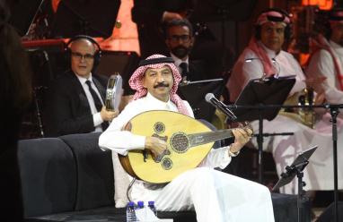 صور | عبادي الجوهر يطرب الجمهور في أول ظهور بمهرجان جرش
