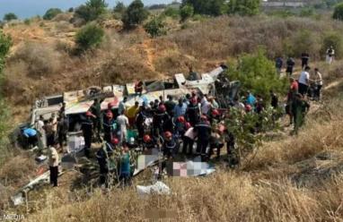 مأساة تهز الجزائر.. عشرات الضحايا في حادث مروع