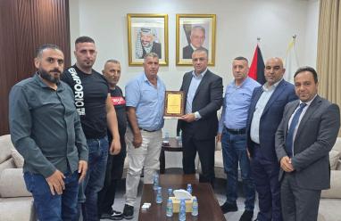 اللواء ناصر البوريني يستقبل رئيس واعضاء مجلس قروي عينابوس