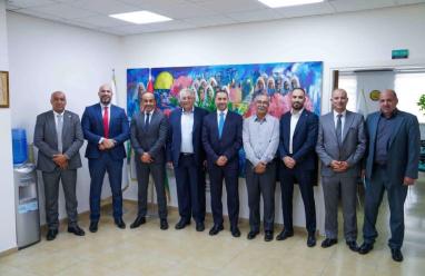 بنك القدس يزور جامعة القدس مباركاً برئاستها الجديدة