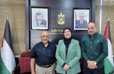 غنام تلتقي رجل الأعمال المغترب باسم حشمة