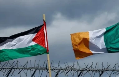 أيرلندا تقود تحركًا أوروبيًا لتوسيع العقوبات على إسرائيل وحظر بضائع المستوطنات