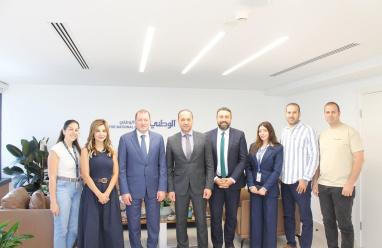 الشركة الفلسطينية لخدمات الدفع تبحث مع البنك الوطني آفاق التعاون في مجال المدفوعات الإلكترونية