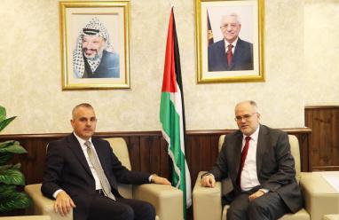 المواصفات والمقاييس واتحاد الغرف يبحثان تعزيز الاعتراف الدولي بشهادات الحلال ودعم الصادرات الفلسطينية