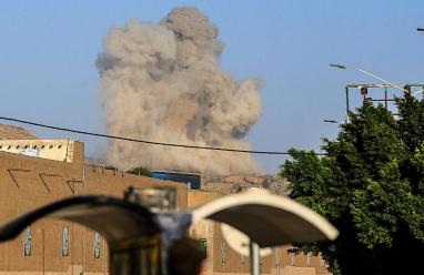 الحوثيون يعلنون إسقاط طائرة سعودية ومعارك متواصلة داخل اليمن