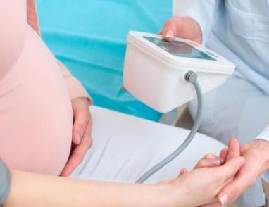 تسمم الحمل يضاعف مخاطر النوبة القلبية للمرأة