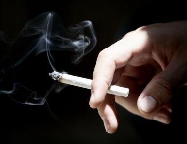 خبراء في الصحة العامة: الحرق المسبب الرئيسي للمشكلات الصحية الناتجة عن التدخين