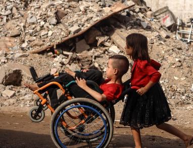 "في غزة.. لا تنكسر الإرادة حتى وسط الركام"