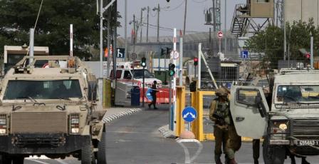  الاحتلال يواصل حصار وإغلاق حزما لليوم الثالث